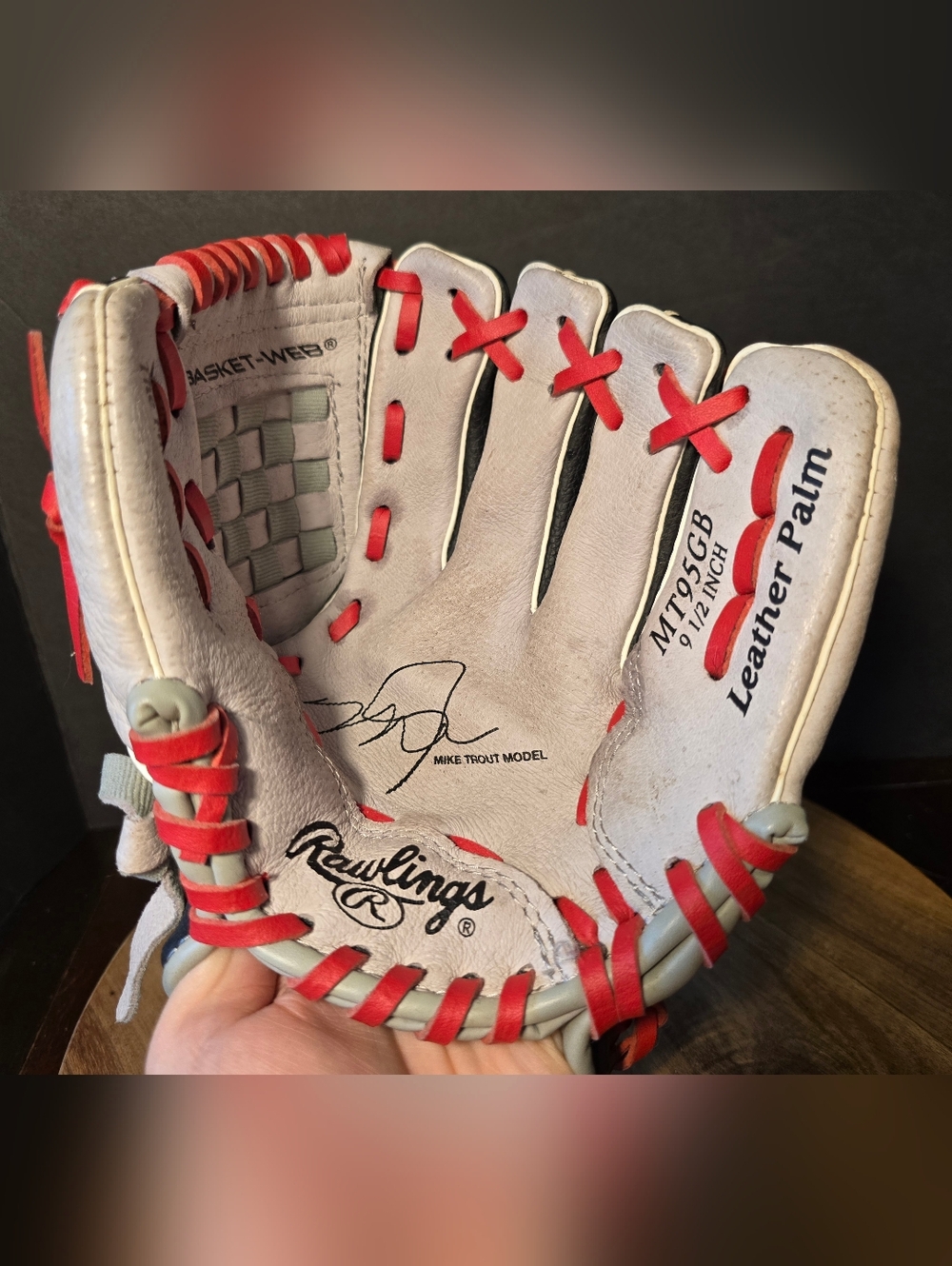 Rawlings Leather 9.5” T-Ball Left Handed Baseball Glove Mike Trout Red White Blk